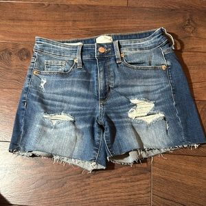 Universal thread Jean shorts